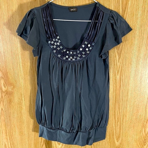 Dark Gray Ribbon Trim/Crystal Rhinestone Scrunched Waist X-Long Career Top - Picture 1 of 3